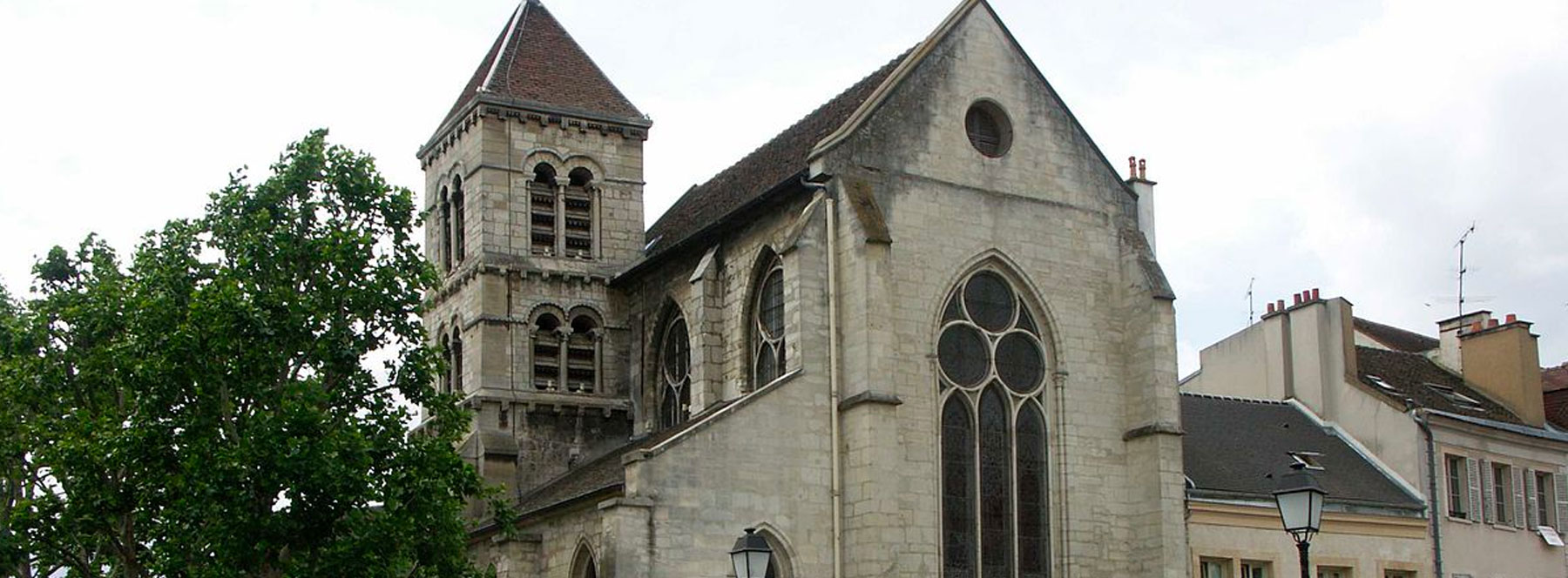 Dépannage porte garage Saint-Maur-des-Fossés (94100)